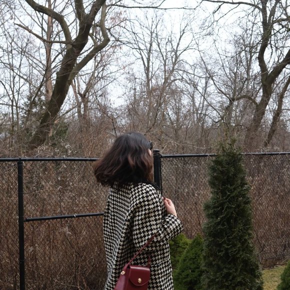 Marks & Spencer Black and White Coat (Medium) - Picture 5 of 9